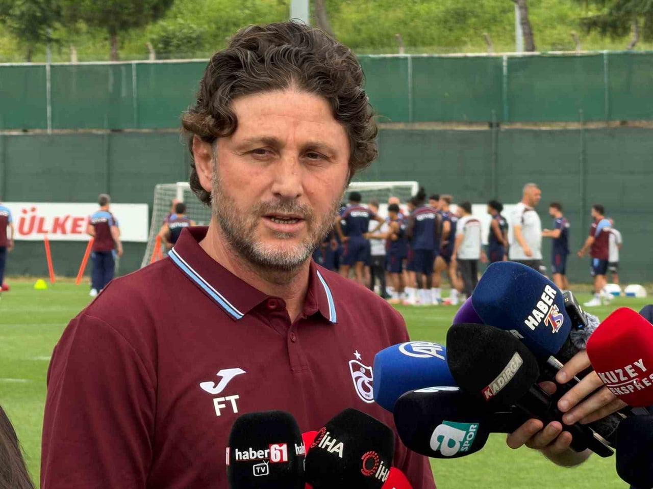 TRABZONSPOR TEKNİK DİREKTÖRÜ FATİH TEKKE, YENİ SEZON ÖNCESİNDE SAKATLIKSIZ VE BAŞARILI BİR SEZON...